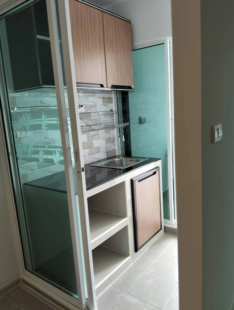 ให้เช่าคอนโด Regent Home Bangna ห้องพร้อมอยู่ เฟอร ์เครื่องใช้ไฟฟ้าครบ มาแต่ตัวเข้าอยู่ได้เลย อย่ารอช้า