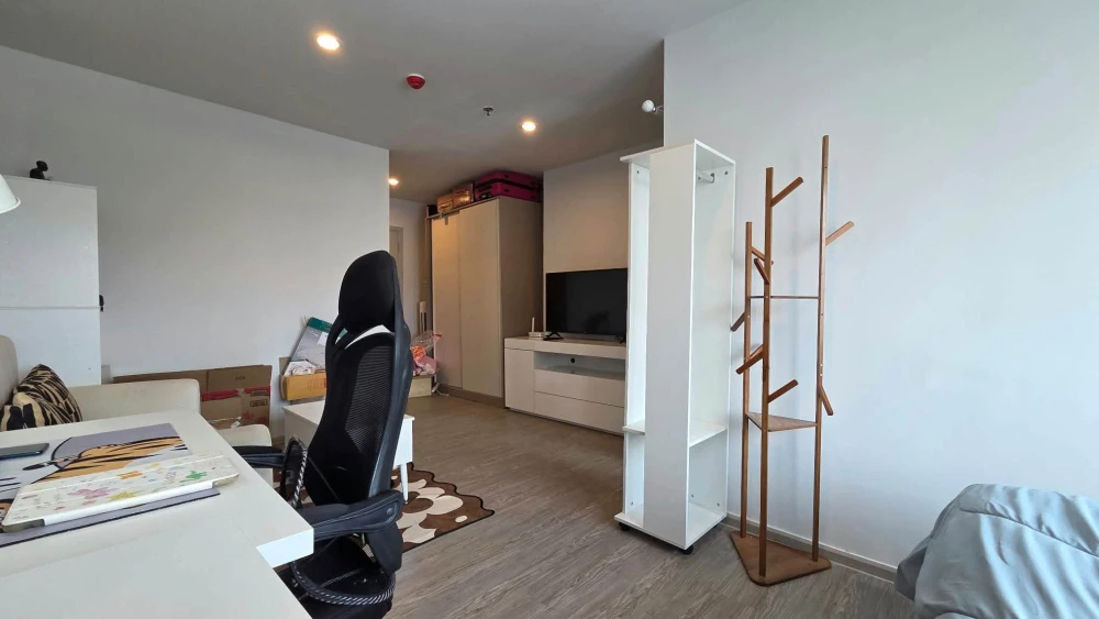 ให้เช่าคอนโด  Regent Home Bangna ห้องสตูดิโอ ชั้น 7  ห้องวิวโล่ง เฟอร์นิเจอร์ + เครื่องใช้ไฟฟ้าครบ พร้อมเข้าอยู่