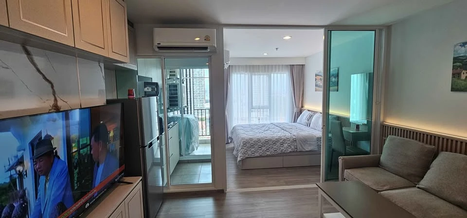 ให้เช่าคอนโด Regent Home Bangna ห้องสวย เฟอร์นิเจอร์ & เครื่องใช้ไฟฟ้าครบเซ็ต พร้อมเข้าอยู่ได้แล้ววันนี้ อย่ารอช้า