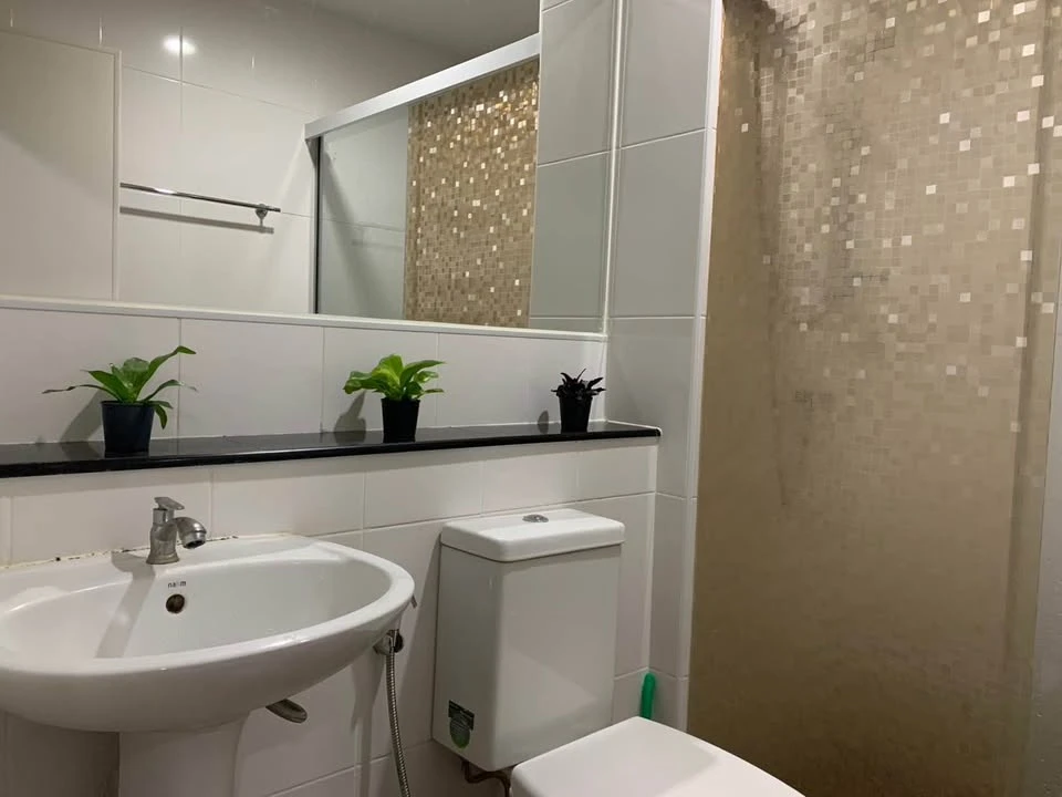 ให้เช่าคอนโด Regent Home Bangson Station ห้อวน่าอยู่ เฟอร์ เครื่องใช้ไฟฟ้าครบ รีบมาจองเลย อย่าพลาด