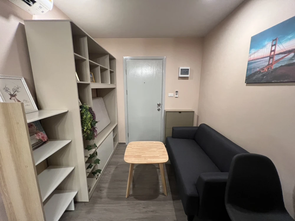 ให้เช่าคอนโด Regent Home Wuttakat ห้องพร้อมอยู่ กั้นแยกเป็นสัดส่วน แบ่งโซนลงตัว มาจองได้แล้ววันนี้ อย่ารอช้า