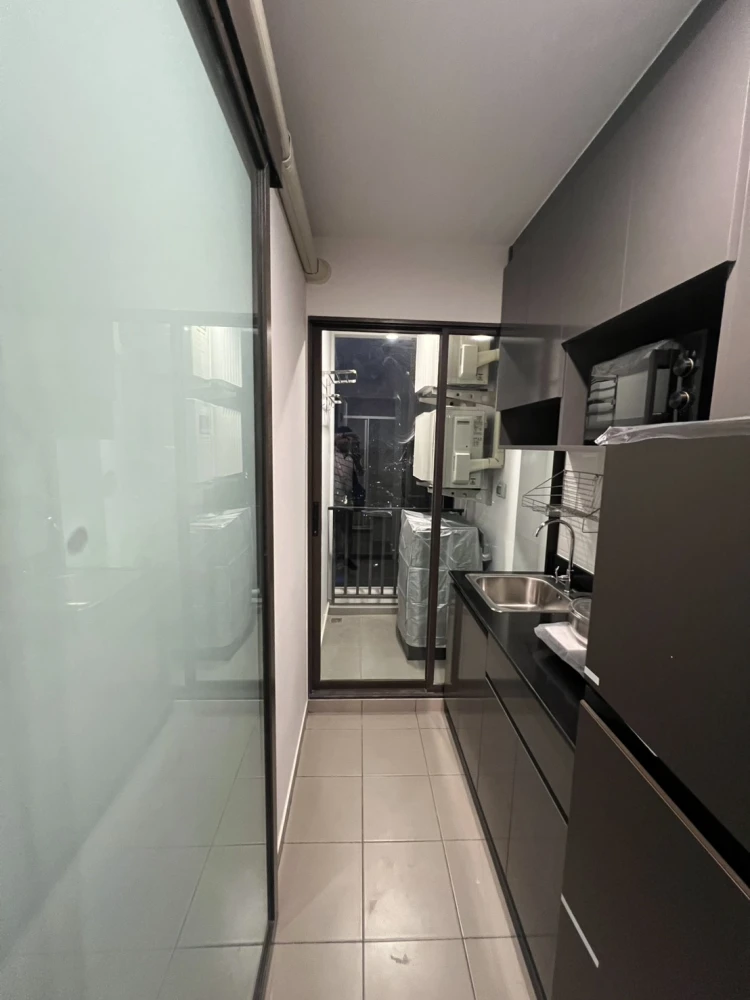 ให้เช่าคอนโด Regent Home Wuttakat ห้องพร้อมอยู่ กั้นแยกเป็นสัดส่วน แบ่งโซนลงตัว มาจองได้แล้ววันนี้ อย่ารอช้า