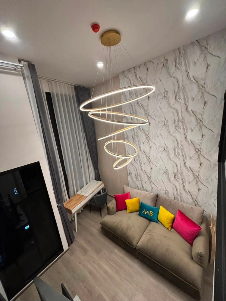ให้เช่าคอนโด SOHO Bangkok Ratchada ห้อง Duplex 2 ชั้น 14 ได้วิวสูง เฟอร์นิเจอร์และเครื่องใช้ไฟฟ้าครบ มาจองเลย