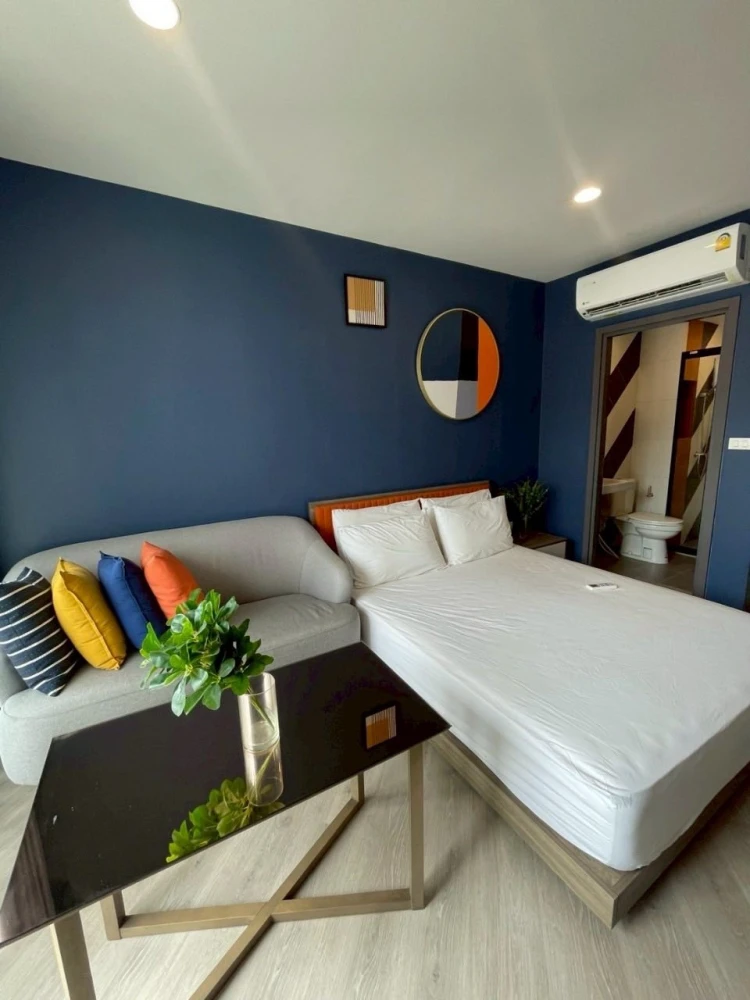 ให้เช่าคอนโด The Base สะพานใหม่ ห้องน่าอยู่ เฟอร์ เครื่องใช้ไฟฟ้าครบ ลากกระเป๋าเข้าอยู่ได้เลย อย่ารอช้า