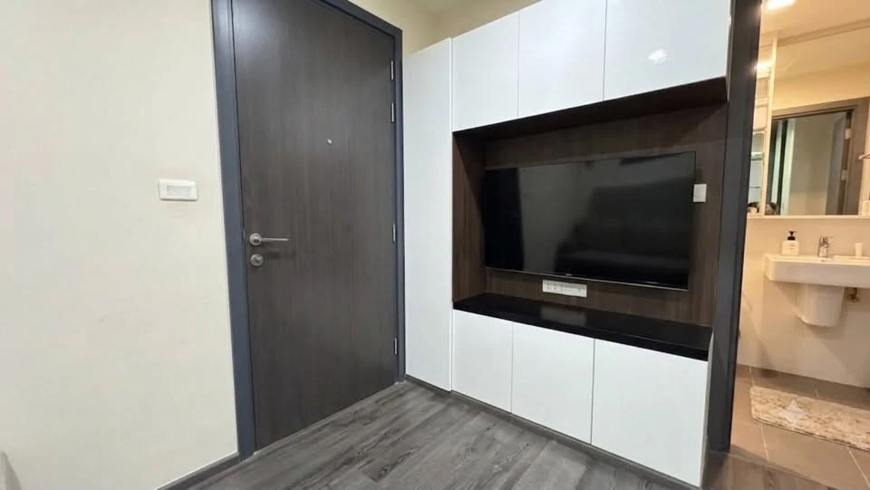 ให้เช่าคอนโด The Base Park West ห้องพร้อมอยู่ สิ่งอำนวยความสะดวกครบ ราคาอย่างโดน มาจองเลย
