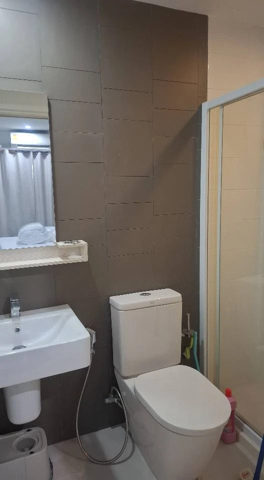 ให้เช่าคอนโด The Key Wutthakat ห้องพร้อทอยู่ เฟอร์ เครื่องใช้ไฟฟ้า ลากกระเป๋าเข้าอยู่ได้เลย