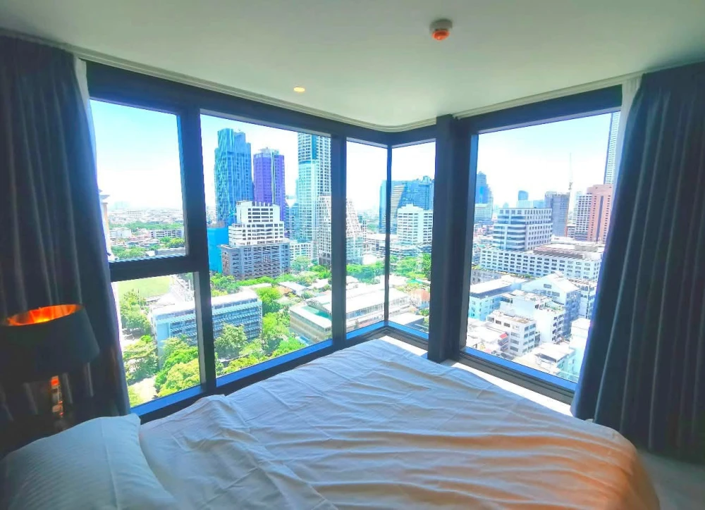 ให้เช่าคอนโด  The Lofts Silom ห้องกว่างขวาง มาพร้อมพื้นที่ใช้สอยจุใจ สิ่งอำนวยความสะดวกครบครัน รีบย้าย