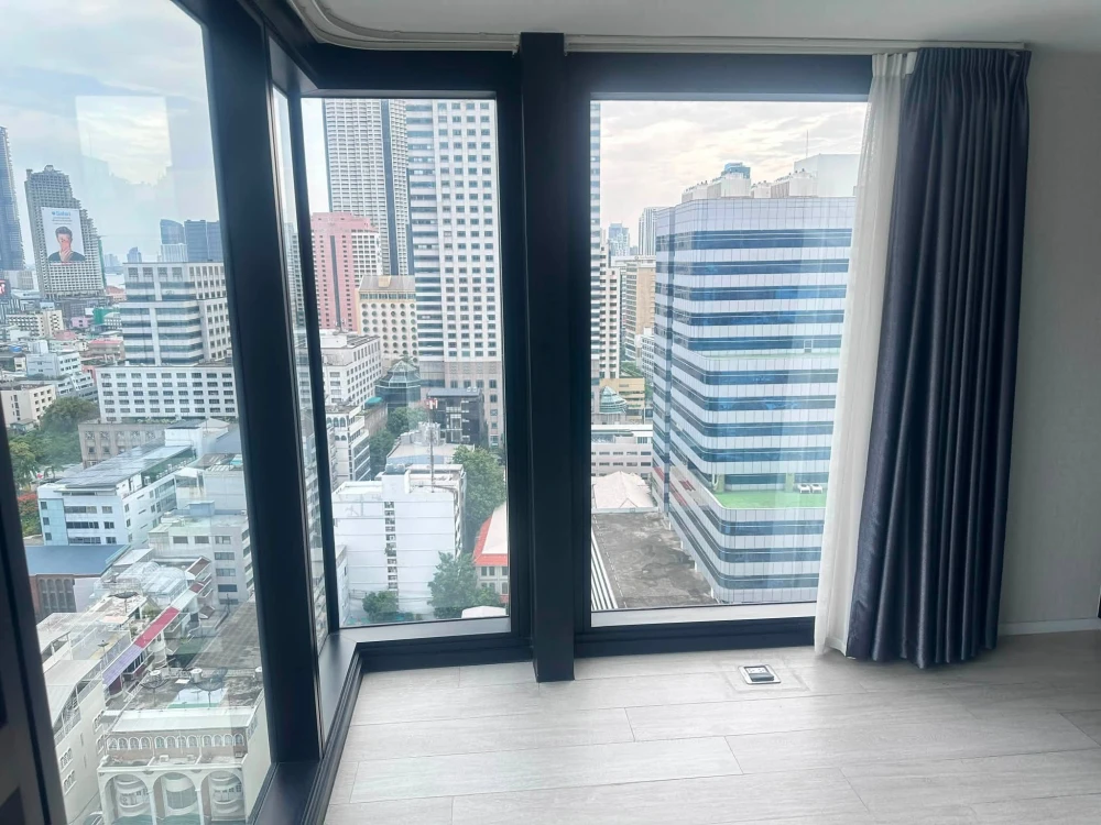 ให้เช่าคอนโด  The Lofts Silom ห้องกว่างขวาง มาพร้อมพื้นที่ใช้สอยจุใจ สิ่งอำนวยความสะดวกครบครัน รีบย้าย