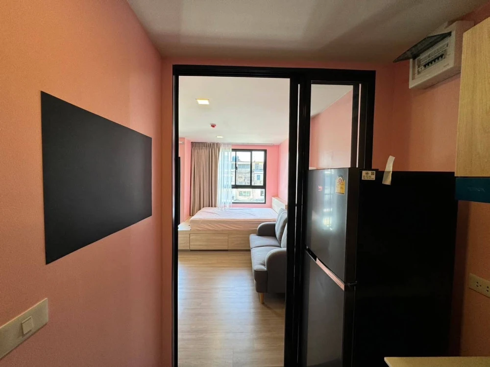 ให้เช่าคอนโด The Muve Ram 22 ห้องพร้อมอยู่ เฟอร ์เครื่องใช้ไฟฟ้าครบ ลากกระเป๋าเข้าอยู่ได้เลย