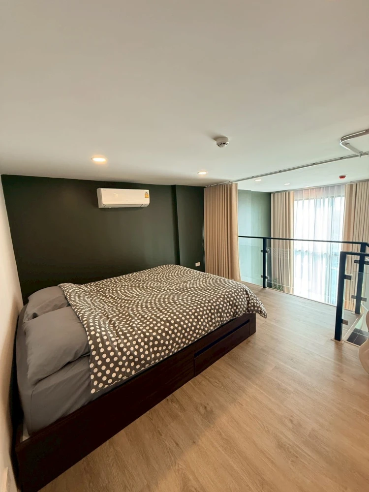 ให้เช่าคอนโด THE ORIGIN PLUG&PLAY RAMINTRA ห้อง DUO SPACE 2 ชั้น หลังคาสูง จองเลยจ้า