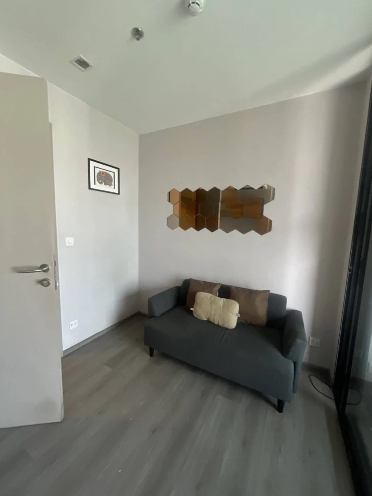 ให้เช่าคอนโด The Politan Rive ห้องน่าอยู่ ชั้น 36 วิวดี มาพร้อมสิ่งอำนวยความสะดวกครบ รีบจองเลย