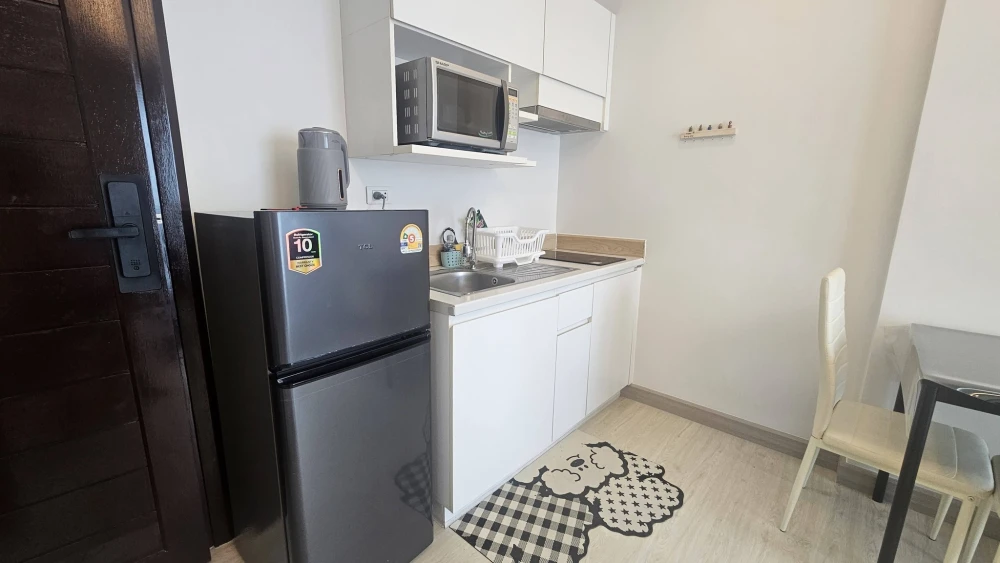 ให้เช่าคอนโด Thru Thonglor ห้องพร้อมอยู่ ชั้น 21 ได้วิวสูง มาพร้อมสิ่งอำนวยความสะดวก จองเลยจ้า อย่าพลาด