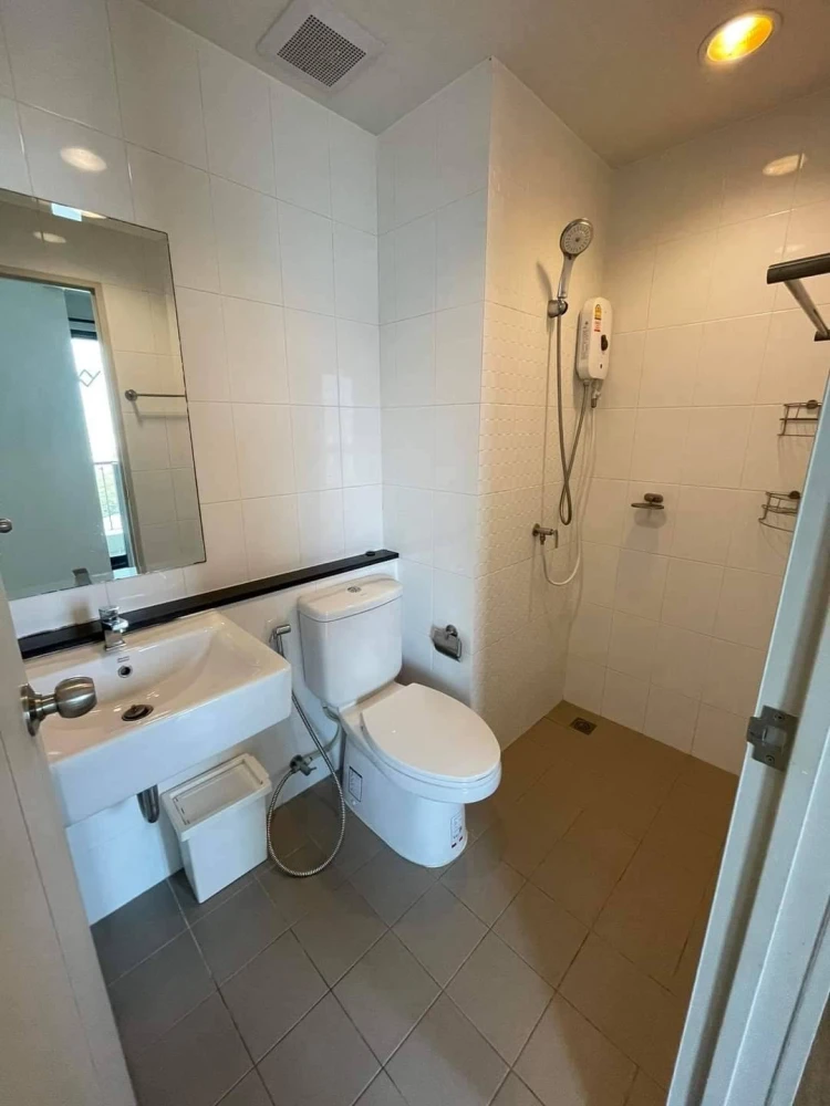 ให้เช่าคอนโด Unio Sukhumvit 72 Phase 2 ห้องพร้อมอยู เฟอร์ เครื่องใช้ไฟฟ้าครบ ราคาไม่แรง จองเลย