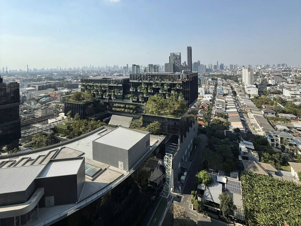 ให้เช่าคอนโด Whizdom Essence Sukhumvit ห้องมุม ชั้น21 ได้วิสูง สิ่งอำนวยความสะดวกครบ พร้อมเข้าอยู่