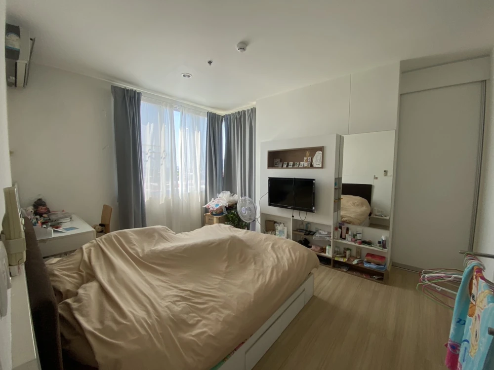 ให้เช่าคอนโดThe Parkland Srinakarin Lakeside ห้องมุมมีความเป็นส่วนตัว พื้นที่ใช้สอยเยอะ มาจองเลย