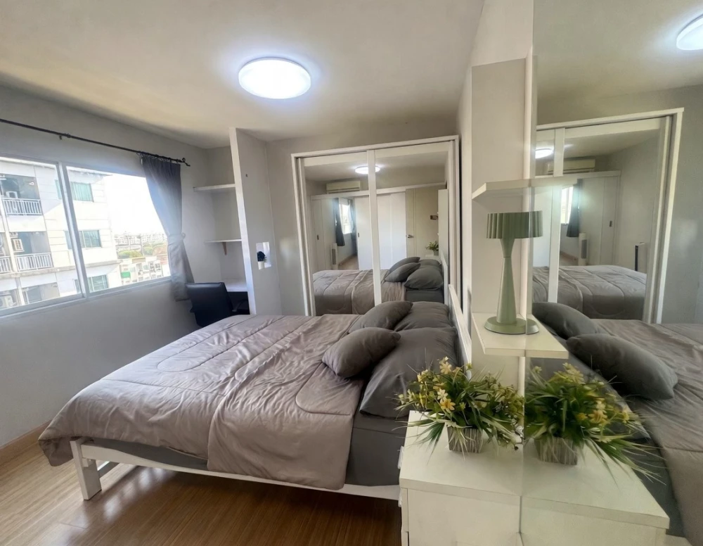 ให้เช่าคแนโด Smart Watcharapol ห้องพร้อมอยู่ สิ่งอำนวยความสะดวกครบ มาแต่ตัวเข้าอยู่ได้เลย อย่าพลาด