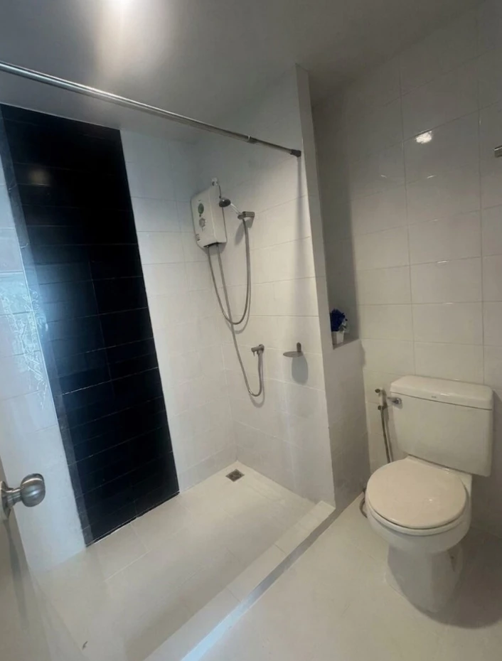 ให้เช่าคแนโด Smart Watcharapol ห้องพร้อมอยู่ สิ่งอำนวยความสะดวกครบ มาแต่ตัวเข้าอยู่ได้เลย อย่าพลาด