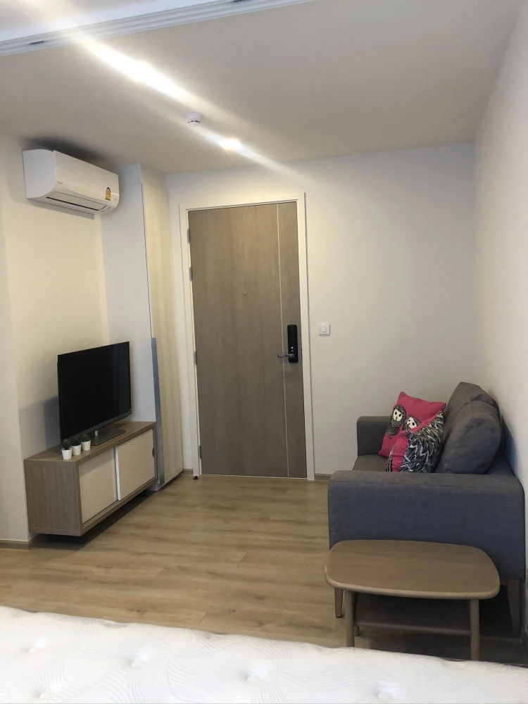 ให้เช่าด่วนๆคอนโด Chambers On-nut Station ห้องกั้นแยกชัดเจน เฟอร์ เครื่องใชข้ไฟฟ้าครบ มาจองเลย อย่าพลาด