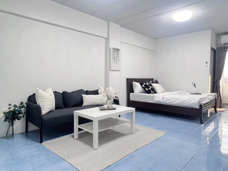 ให้เช่าด่วนๆ Ratchada City Condo ห้องพร้อมอยู่ ครบจบที่เดียว ลากกระเป๋าเข้าอยู่ได้เลย คุณต้องจอง