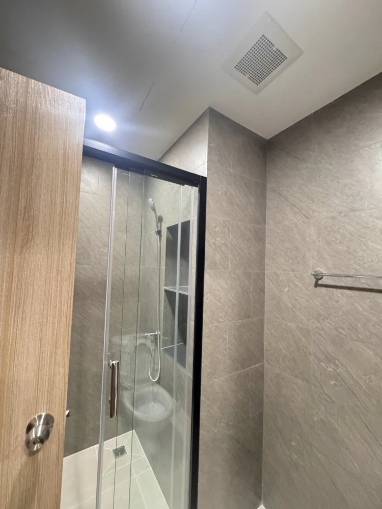 ให้เช่าด่วนๆ The Livin Phetkasem 37 ห้องน่าอยู่ เฟอร์ เครื่องใช้ไฟฟ้าครบ ราคาอย่างโดน ไม่จองแล้วจะเสียดาย