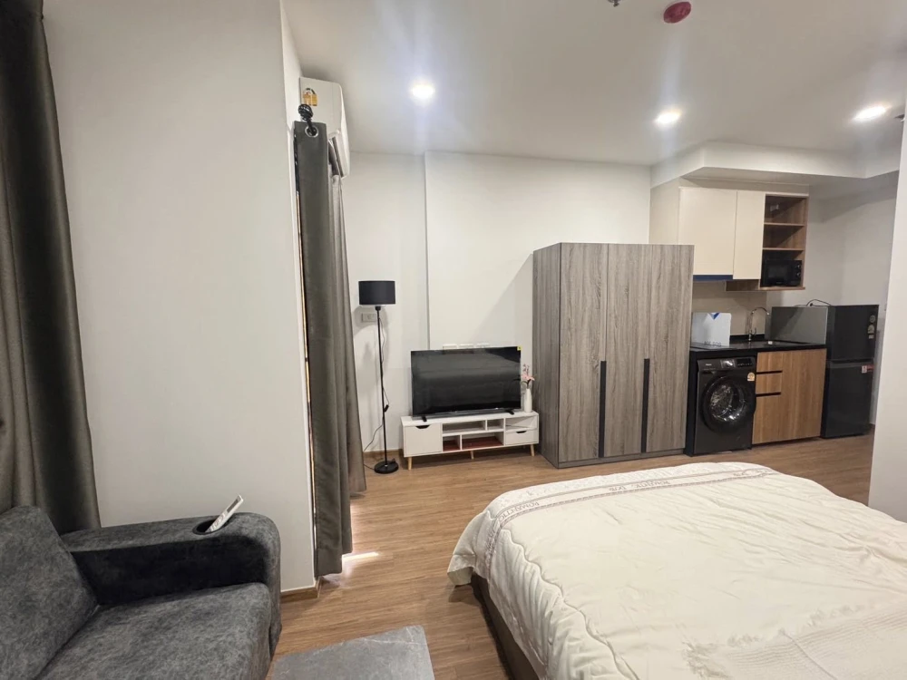 ให้เช่าด่วนๆ The Livin Phetkasem 37 ห้องน่าอยู่ เฟอร์ เครื่องใช้ไฟฟ้าครบ ราคาอย่างโดน ไม่จองแล้วจะเสียดาย