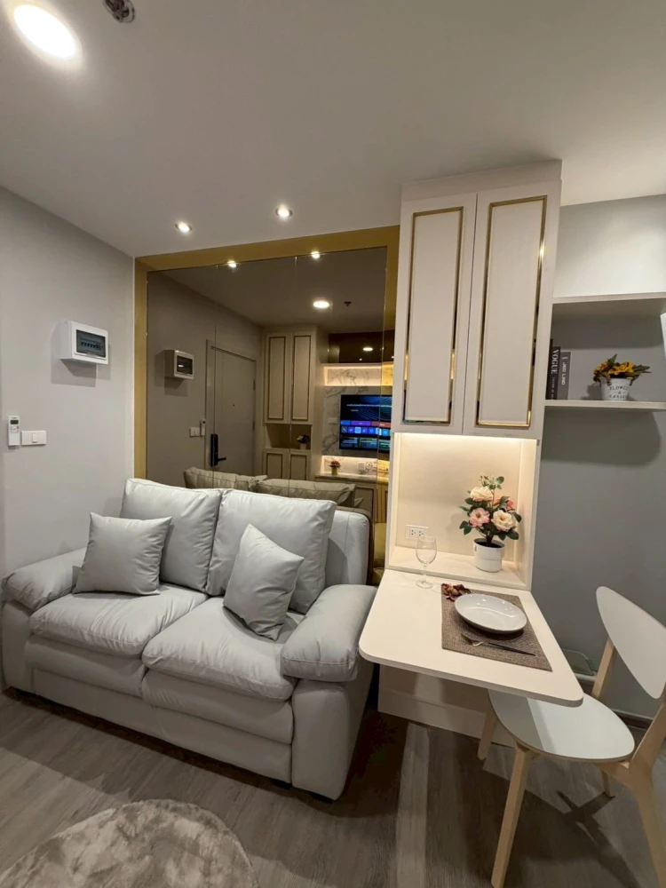 ให้เช่าห้องแต่งหรู Build-in จัดเต็ม คอนโด Regent Home วุฒากาศ  ชั้น 16 ตึก A วิวนอก มองเห็นองค์พระสวยงาม จองเลย