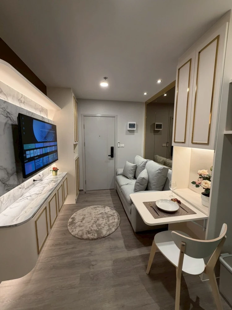 ให้เช่าห้องแต่งหรู Build-in จัดเต็ม คอนโด Regent Home วุฒากาศ  ชั้น 16 ตึก A วิวนอก มองเห็นองค์พระสวยงาม จองเลย