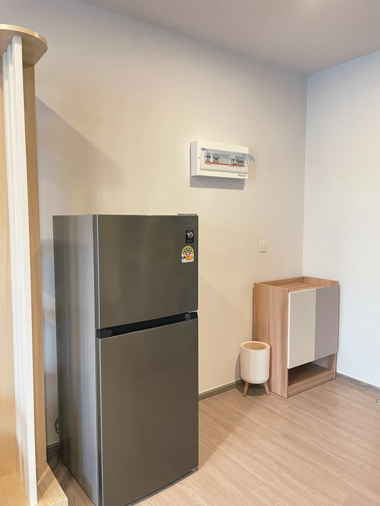 ให้เช่าห้อง Aspire Sukhumvit-Rama4 ห้อง Studio Style Minimal Muji วิวสระว่ายน้ำวิวเมือง บรรยากาศดีมาก จองเลย