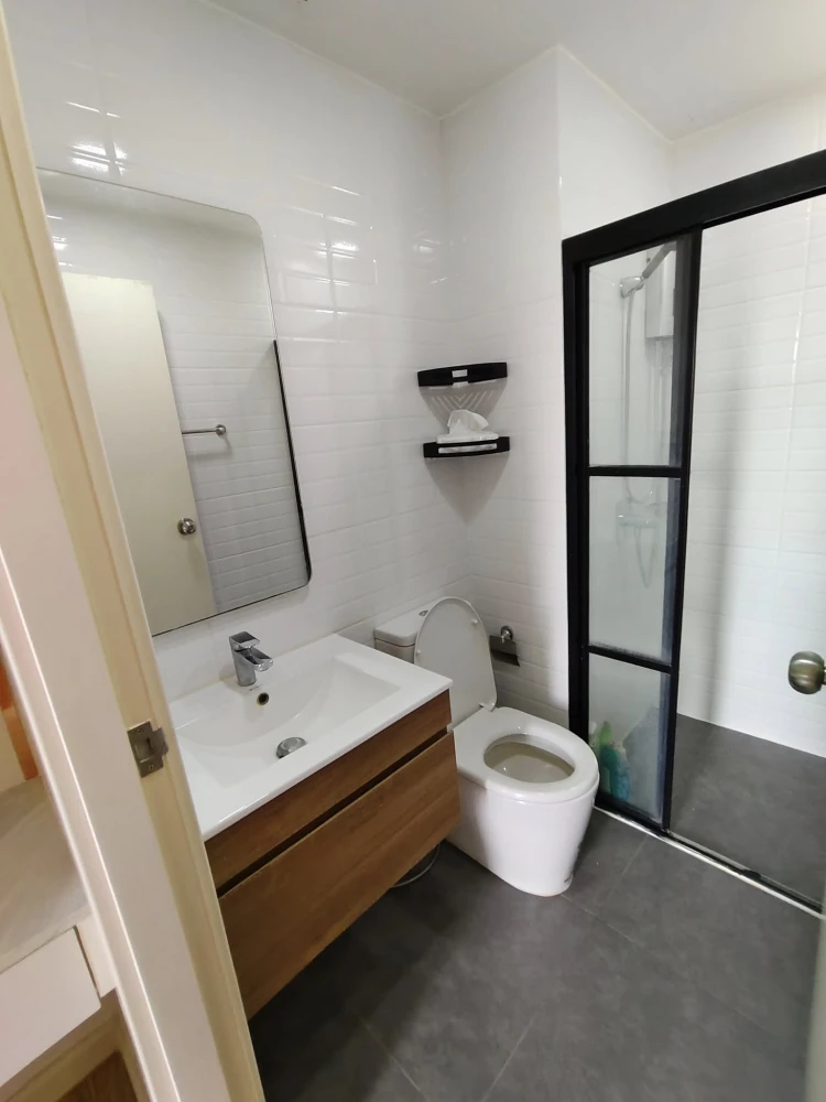 ให้เช่า กรู๊ฟ คอนโด รัชดา - ลาดพร้าว ห้องน่าอยู่ ชั้นไม่สูง เฟอร์พร้อม หิ้วกระเป๋าใบเดียวเข้าอยู่ได้เลย รีบจองเลยด่วน!!!