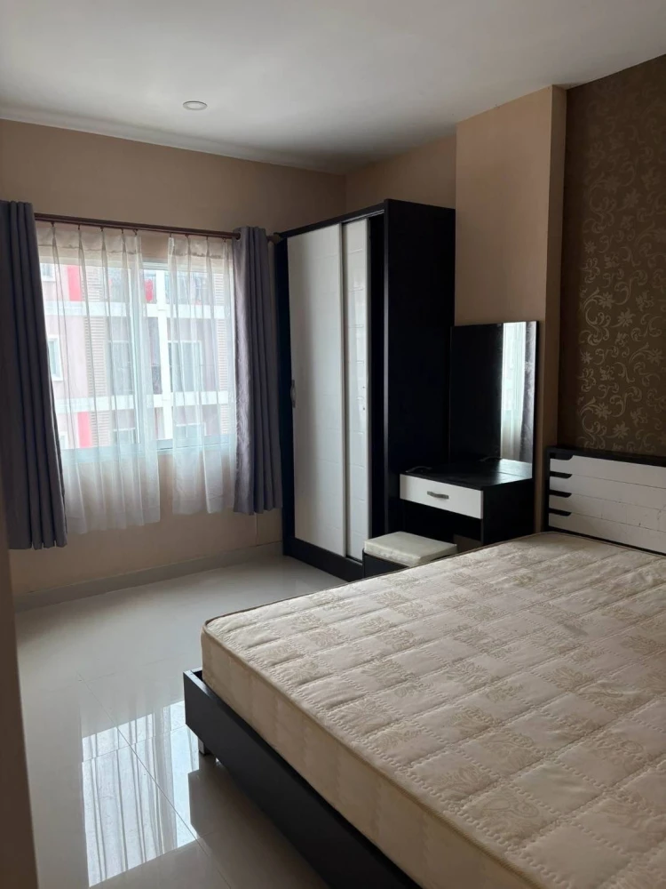 ให้เช่า ขาย CC Condominium 2 1 ห้องนอน 1 ห้องน้ำ มาพร้อมเฟอร์ครบครัน หิ้วกระเป๋าเข้าอยู่ได้เลยจ้า