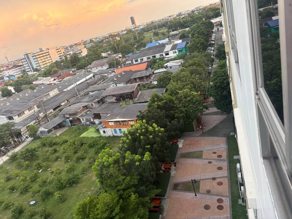ให้เช่า ขาย Lumpini Ville Lasalle-Barring ห้องมุมคนไม่พลุกพล่าน วิวโล่ง ไม่มีตึกบัง จองเลย