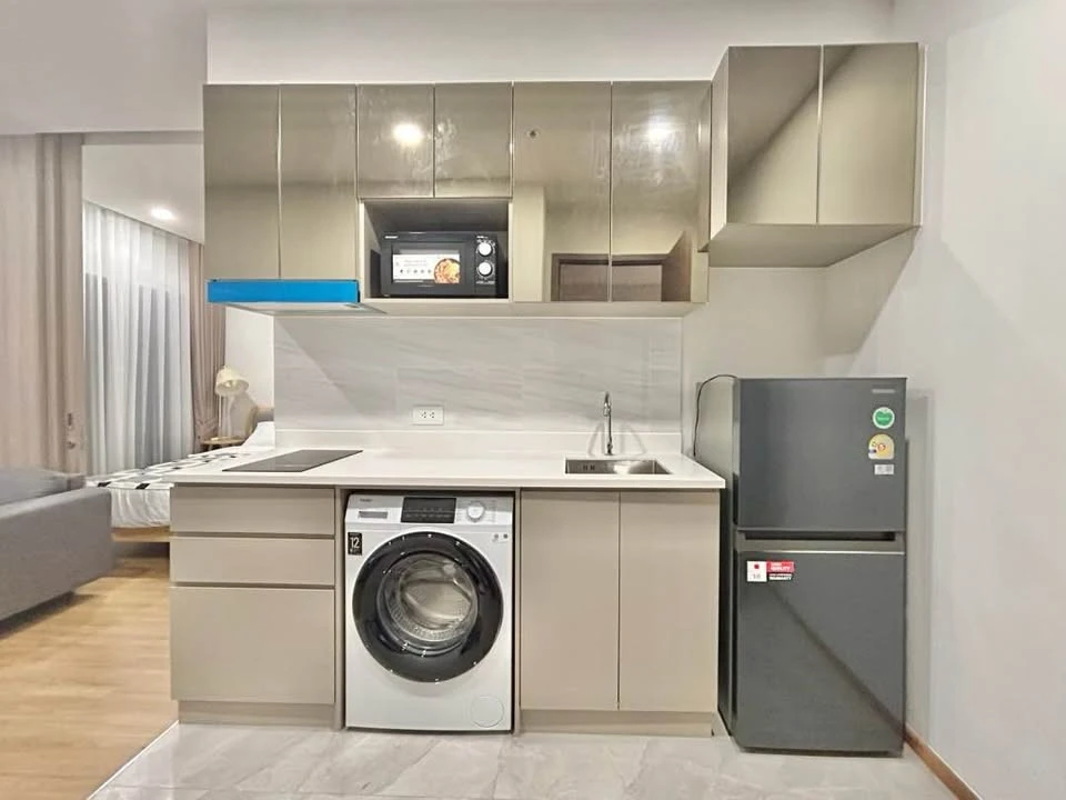 ให้เช่า คลาวด์ ทองหล่อ-เพชรบุรี ชั้น 35 ห้องสวย วิวไม่บล็อก พร้อมเครื่องใช้ไฟฟ้า เฟอร์นิเจอร์ครบ นัดดูห้องได้เลย