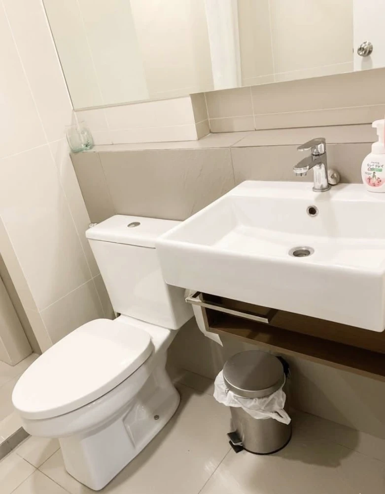 ให้เช่า คอนโดคุณภาพ ทำเลรถไฟฟ้า แจ้งวัฒนะ ที่ PROUD III แจ้งวัฒนะ พร้อมอยู่ เฟอร์ครบ รีบจองเลย