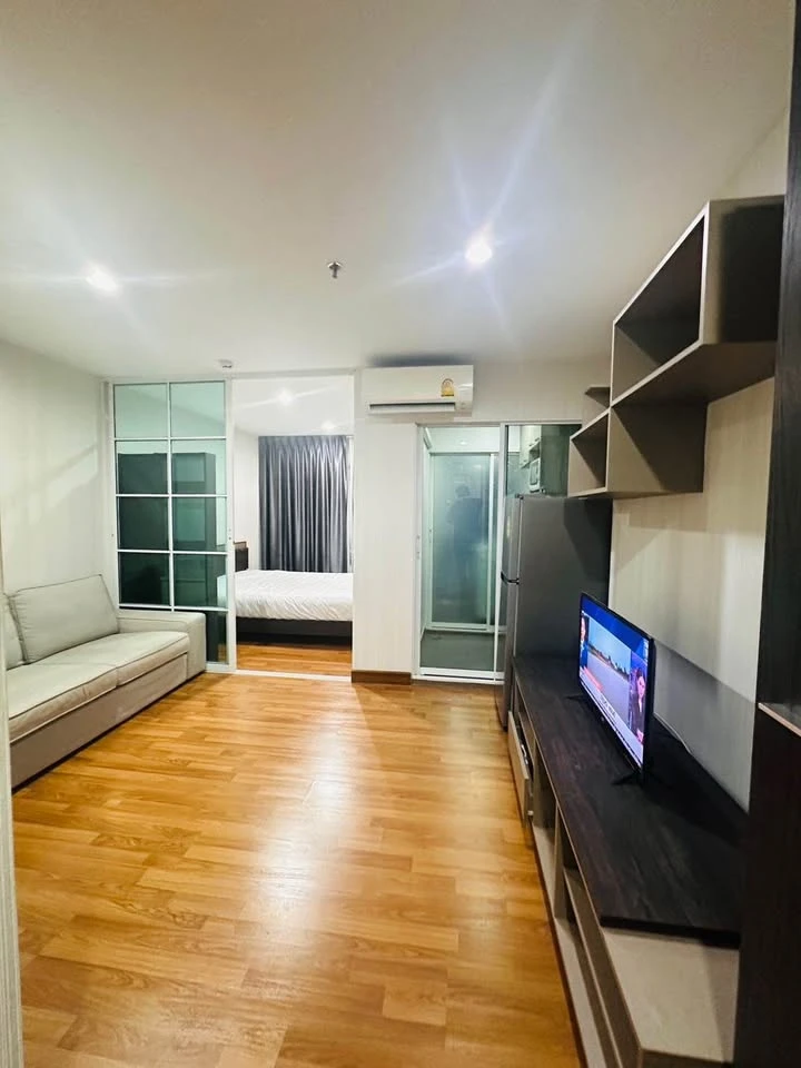 ให้เช่า คอนโดรีเจ้นท์ โฮม บางซ่อน เฟส 27 ห้องพร้อมอยู่ เฟอร์ เครอื่งใช้ไฟ้าครบ มาแต่ตัวเข้าอยู่ได้เลย อย่าพลาด