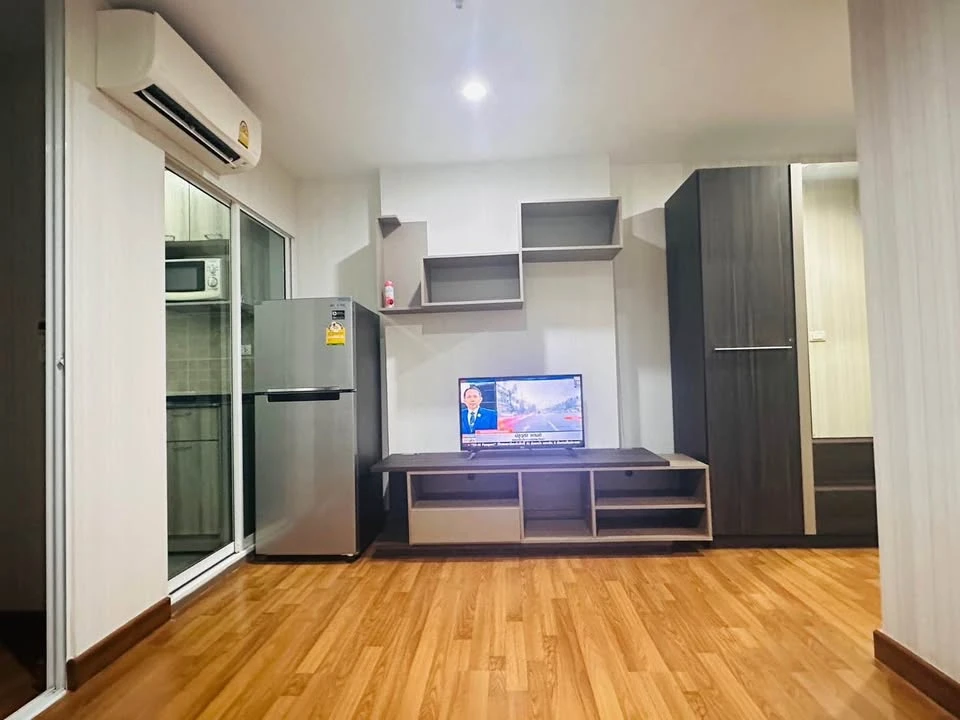 ให้เช่า คอนโดรีเจ้นท์ โฮม บางซ่อน เฟส 27 ห้องพร้อมอยู่ เฟอร์ เครอื่งใช้ไฟ้าครบ มาแต่ตัวเข้าอยู่ได้เลย อย่าพลาด