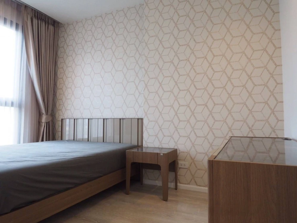 ให้เช่า คอนโด ควินน์ รัชดา 17 ห้องพร้อมอยู่ เฟอร์ครบ