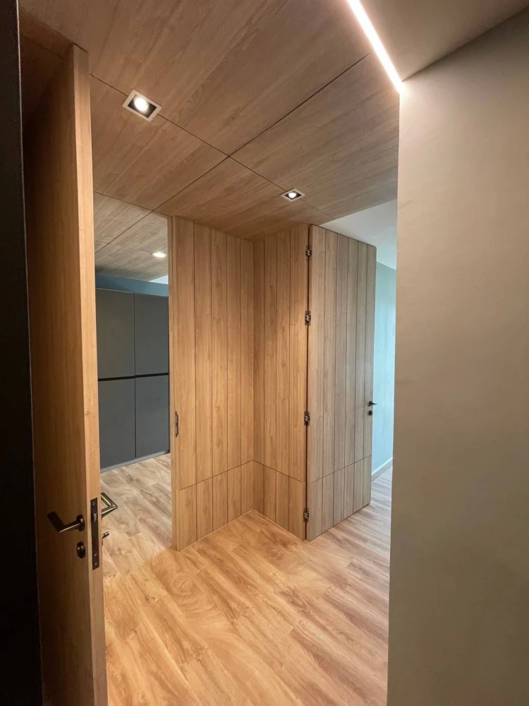 ให้เช่า!! คอนโด จามจุรี สแควร์ เรสซิเด้นส์ ชั้น 10 ห้องใหม่ ยังไม่เคยมีใครเข้าอยู่ ห้ามพลาด!!