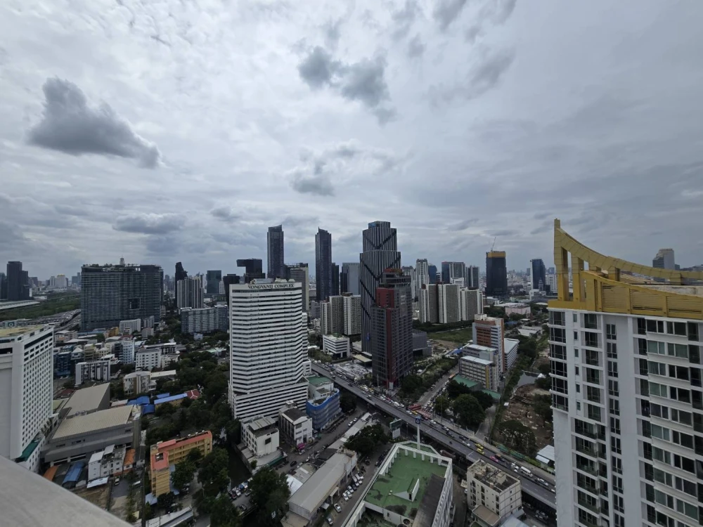 ให้เช่า คอนโด ที.ซี. กรีน สวย ครบ คุ้ม จองเลย!!