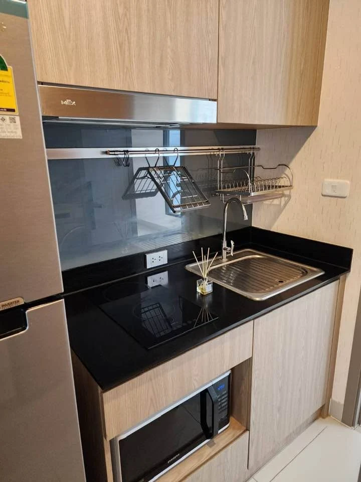 ให้เช่า คอนโด นิช โมโน เจริญนคร ห้อง One Bed Plus ชั้นสูง วิวดีสุดๆ fully furnished รีบจองด่วนๆ