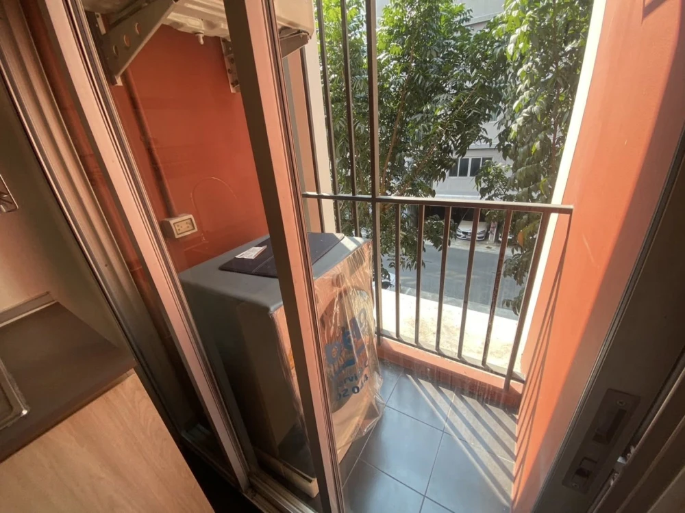 ให้เช่า คอนโด พาร์ค รามอินทรา ห้องพร้อมอยู่ เฟอร์พร้อม + เครื่องใช้ไฟฟ้าครบ จองเลย