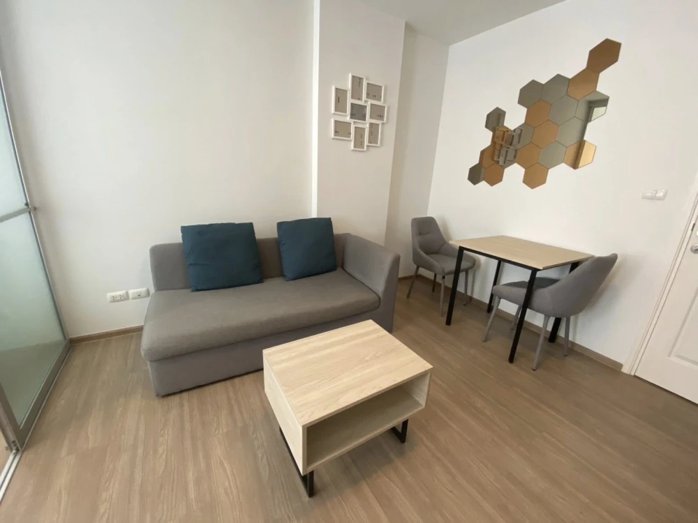 ให้เช่า คอนโด พาร์ค รามอินทรา ห้องพร้อมอยู่ เฟอร์พร้อม + เครื่องใช้ไฟฟ้าครบ จองเลย