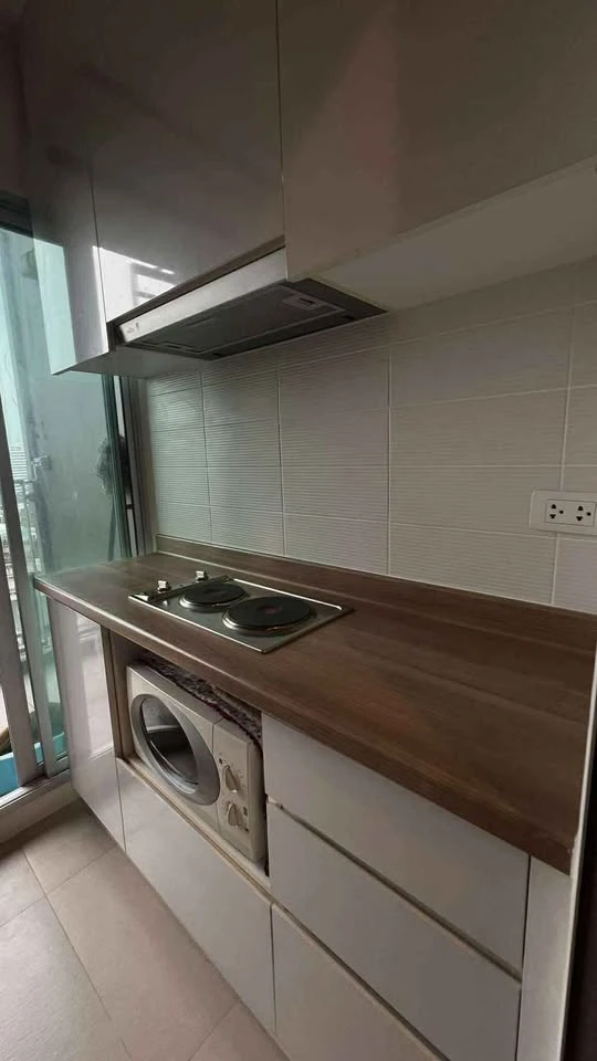 ให้เช่า คอนโด ยูดีไลท์ รัตนาธิเบศร์ ห้องน่าอยู่ เฟอร์พร้อม กว้างขวางอยู่สบาย  หิ้วกระเป๋าใบเดียวเข้าอยู่ได้เลย รีบจองด่วนๆๆ