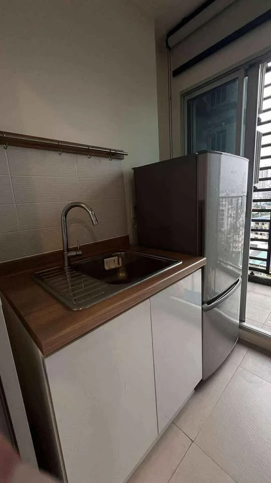 ให้เช่า คอนโด ยูดีไลท์ รัตนาธิเบศร์ ห้องน่าอยู่ เฟอร์พร้อม กว้างขวางอยู่สบาย  หิ้วกระเป๋าใบเดียวเข้าอยู่ได้เลย รีบจองด่วนๆๆ