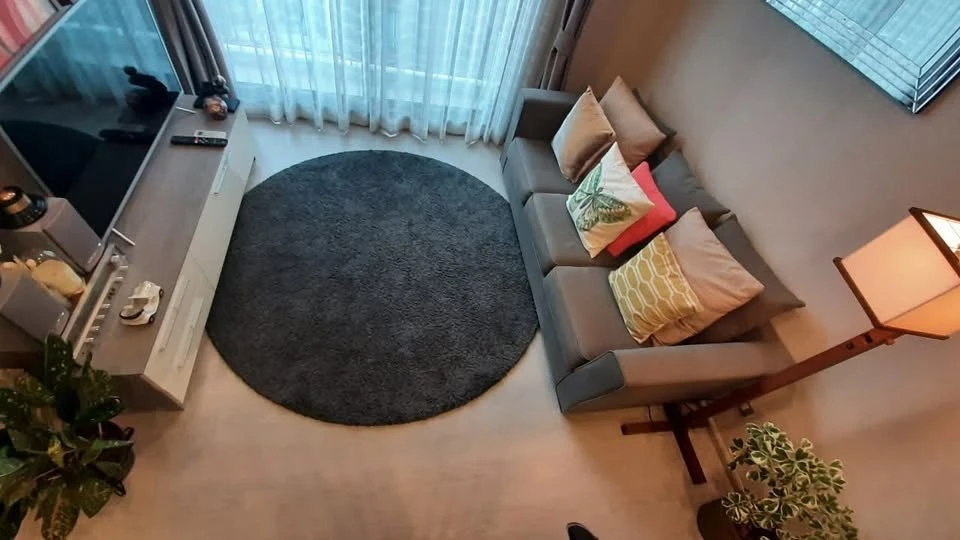 ขาย ให้เช่า!! คอนโด ริทึ่ม สุขุมวิท 36-38 ชั้น 20 ห้องมุม เฟอร์นิเจอร์ครบครัน หิ้วกระเป๋าเข้าอยู่ได้ทันที จองเลย!!