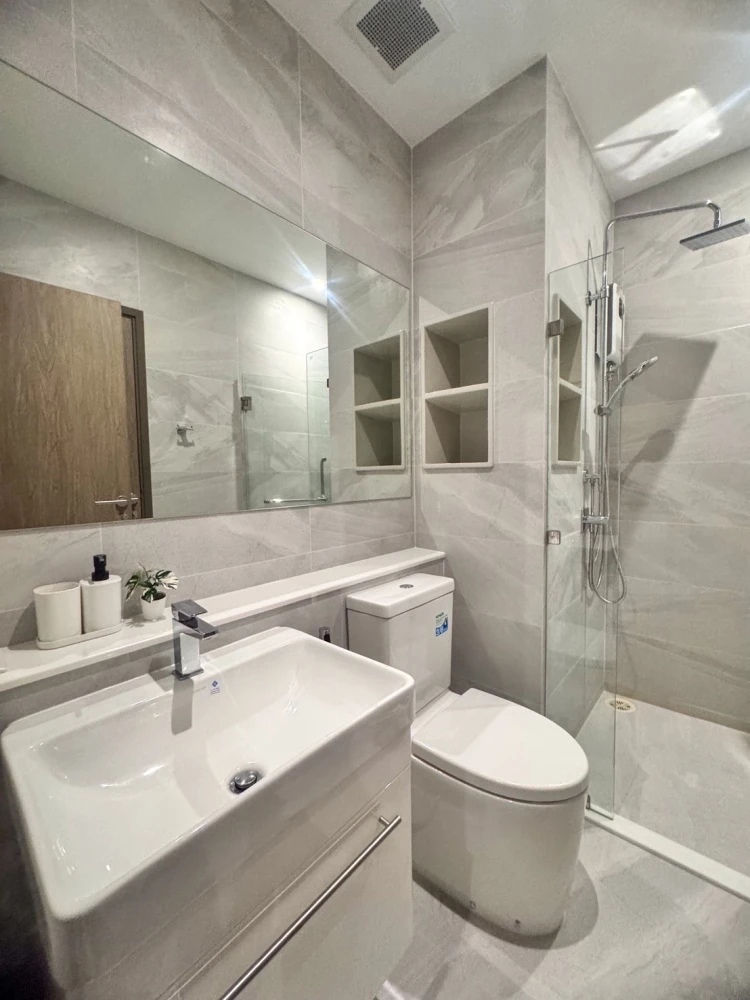 ให้เช่า คอนโด ริทึ่ม เอกมัย เอสเตท ราคาน่ารัก รีบจับจอง จองเลย!!