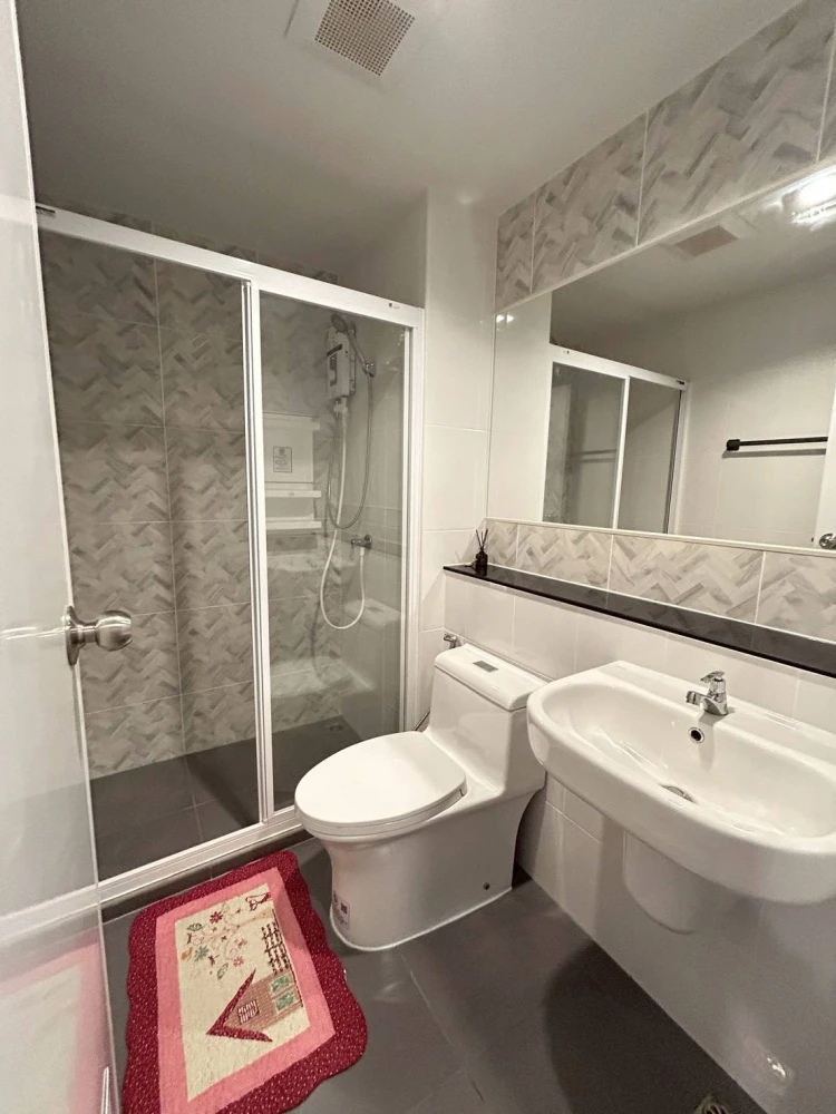 ให้เช่า คอนโด รีเจ้นท์ โฮม บางนา ห้องพร้อมอยู่ สิ่งอำนวยความสะดวกครบ มาแต่ตัวเข้าอยู่ได้เลย