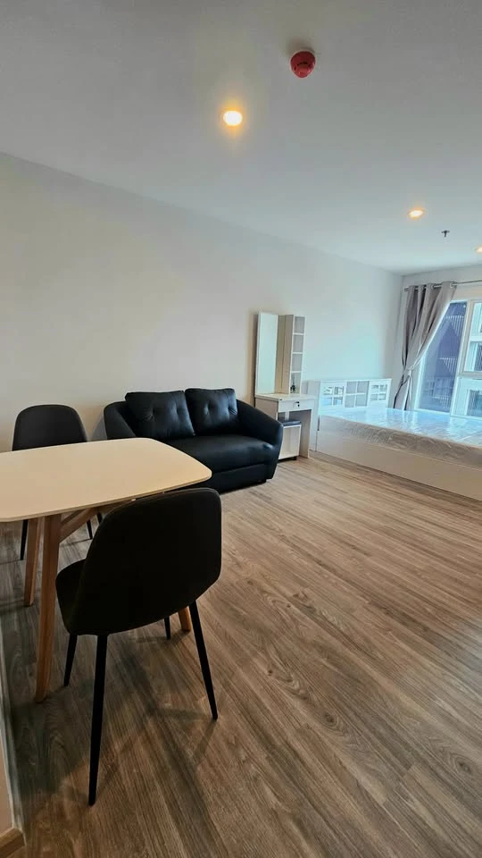 ให้เช่า  คอนโด รีเจ้นท์ โฮม บางนา ห้องพร้อมอยู่ สิ่งอำนวยความสะดวกครบ ราคาจับต้องได้ มาจองได้แล้ว