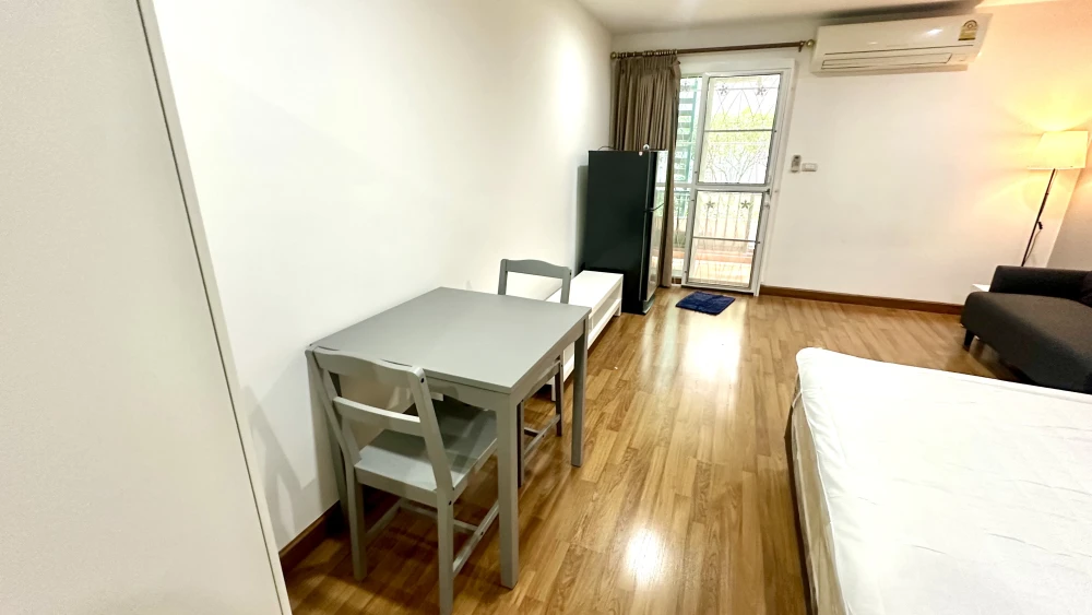 ให้เช่า คอนโด รีเจ้นท์ โฮม 22 สุขุมวิท 85 พร้อมเฟอร์นิเจอร์ครบ เดินเท้าไป BTS ได้สบาย จองเลยย