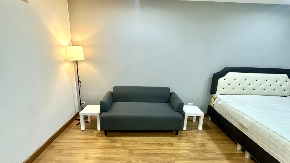 ให้เช่า คอนโด รีเจ้นท์ โฮม 22 สุขุมวิท 85 พร้อมเฟอร์นิเจอร์ครบ เดินเท้าไป BTS ได้สบาย จองเลยย