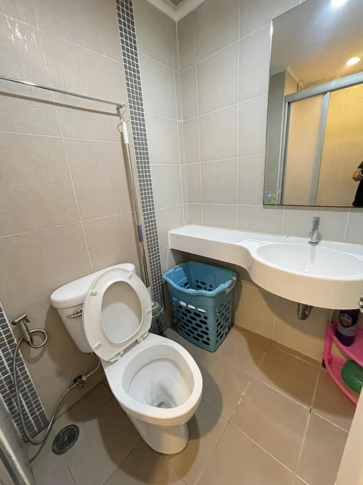 ให้เช่า คอนโด ลุมพินี วิลล์ นครอินทร์-ริเวอร์วิว ห้องพร้อมอยู่ เฟอร์พร้อม จองเลย